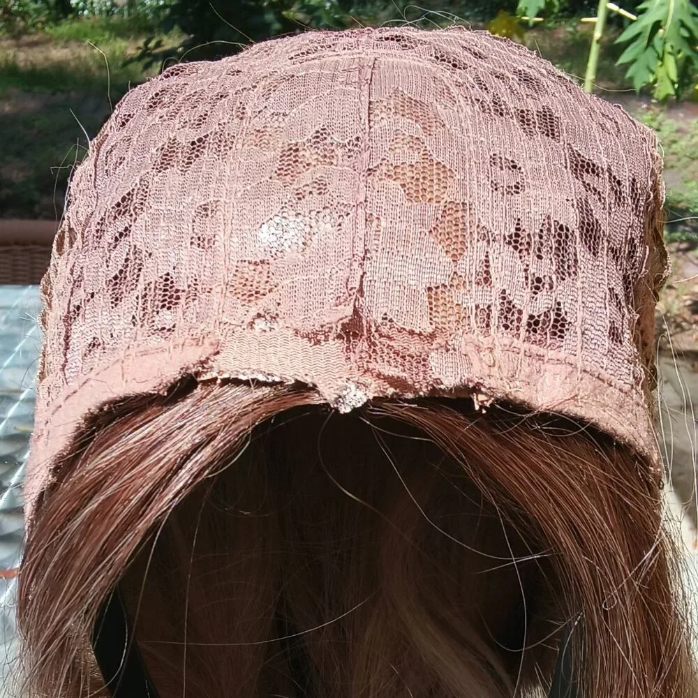 Womens 💗 Blonde And Brown Synthetic Ombre 26" Long Wavy Breathable Cap Wig 💗 - Picture 9 of 16
